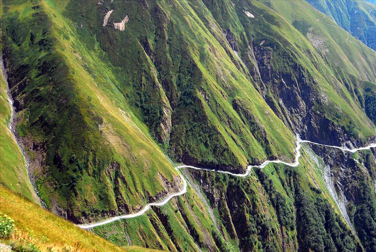 Caucasus Jeep Tour